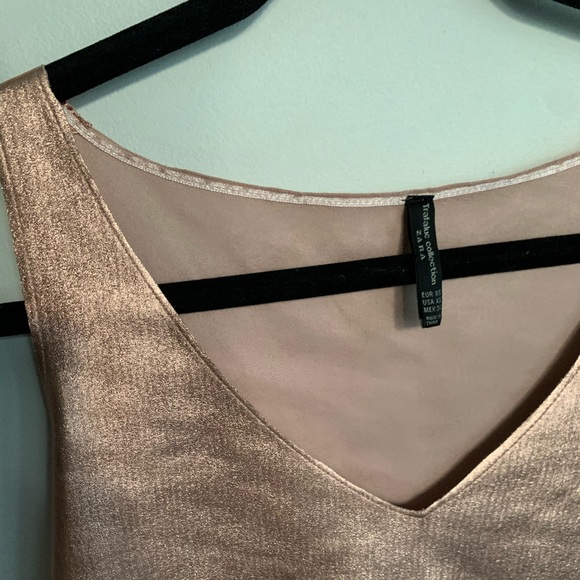 Rose Gold Leather Like High slow Tank - Picture 4 of 4